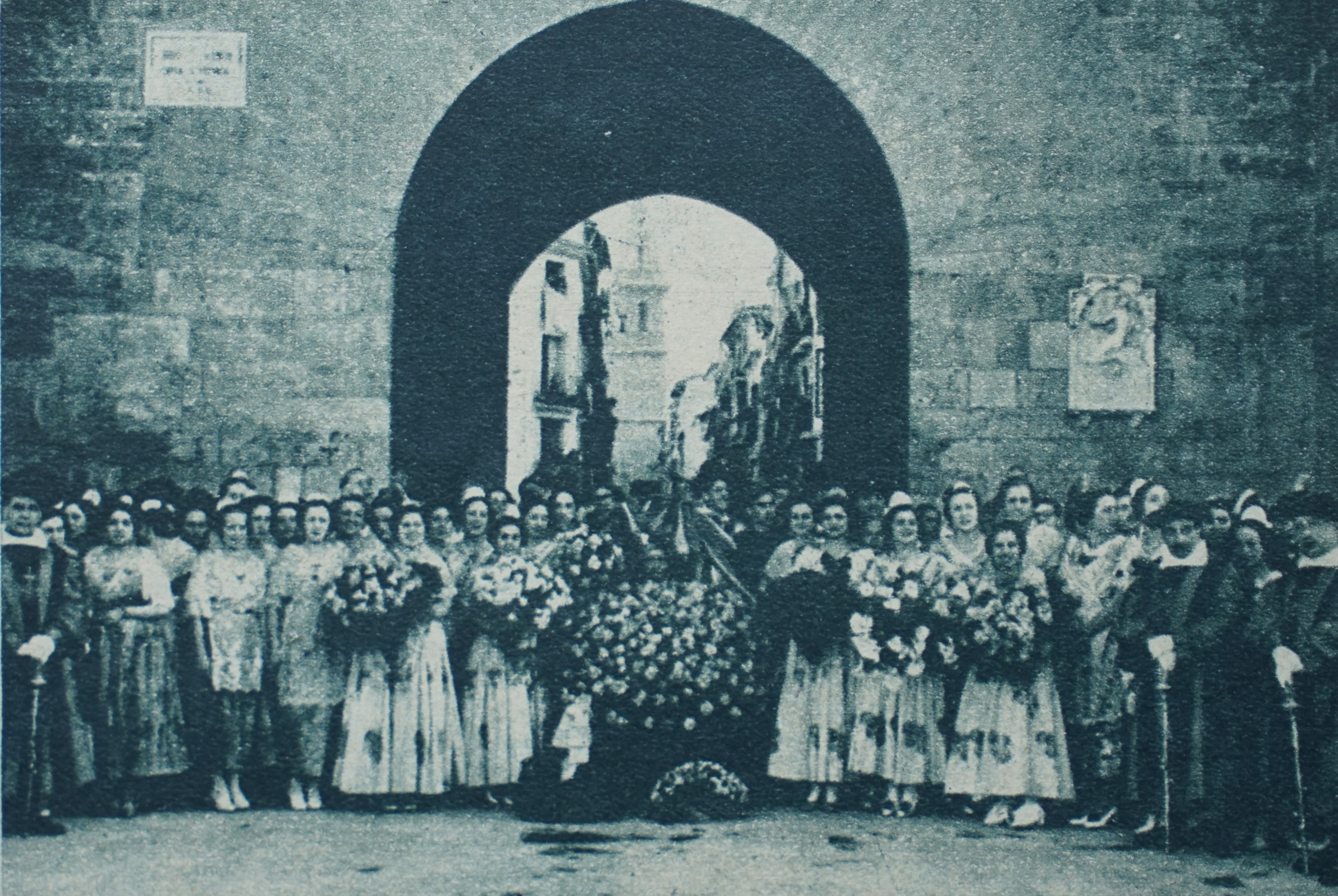 2 de Maig de 1939. Esperant Franco a les portes de la ciutat. (AHMV)
