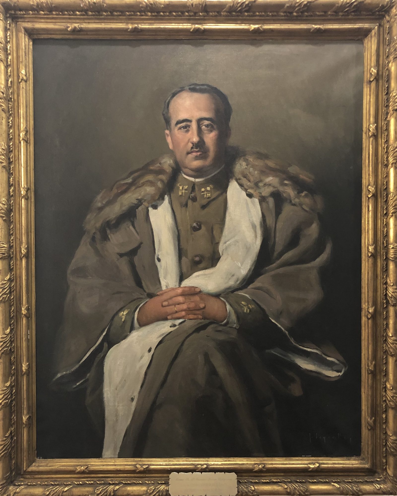 Franco, pintat per Segrelles per a la Diputació de València. Actualment al Museu Militar.
