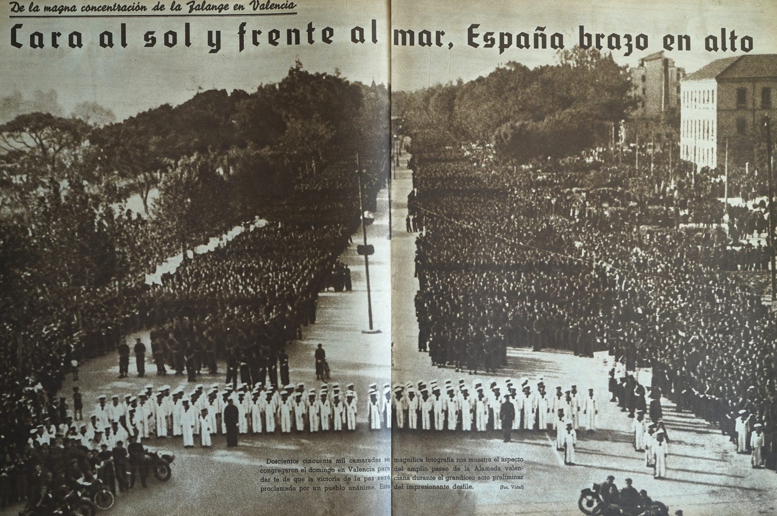 Concentració falangista 20/4/1940
Semanario Gráfico Fotos